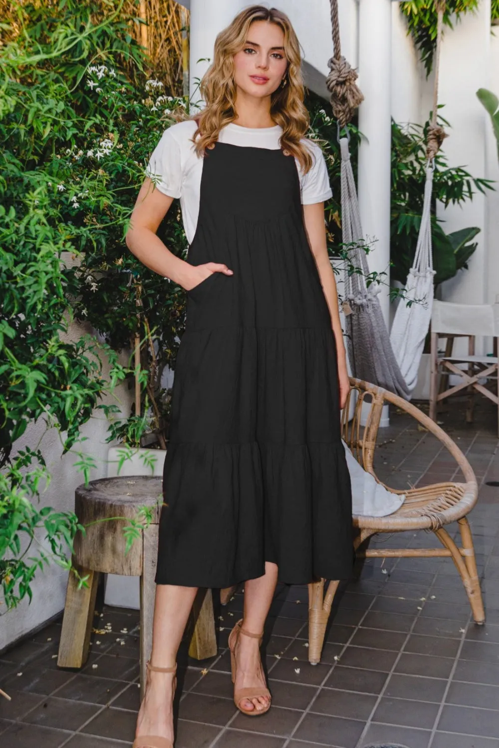 Alaiya - Sleeveless Tiered Midi Dress - Black - Exclusively Online
