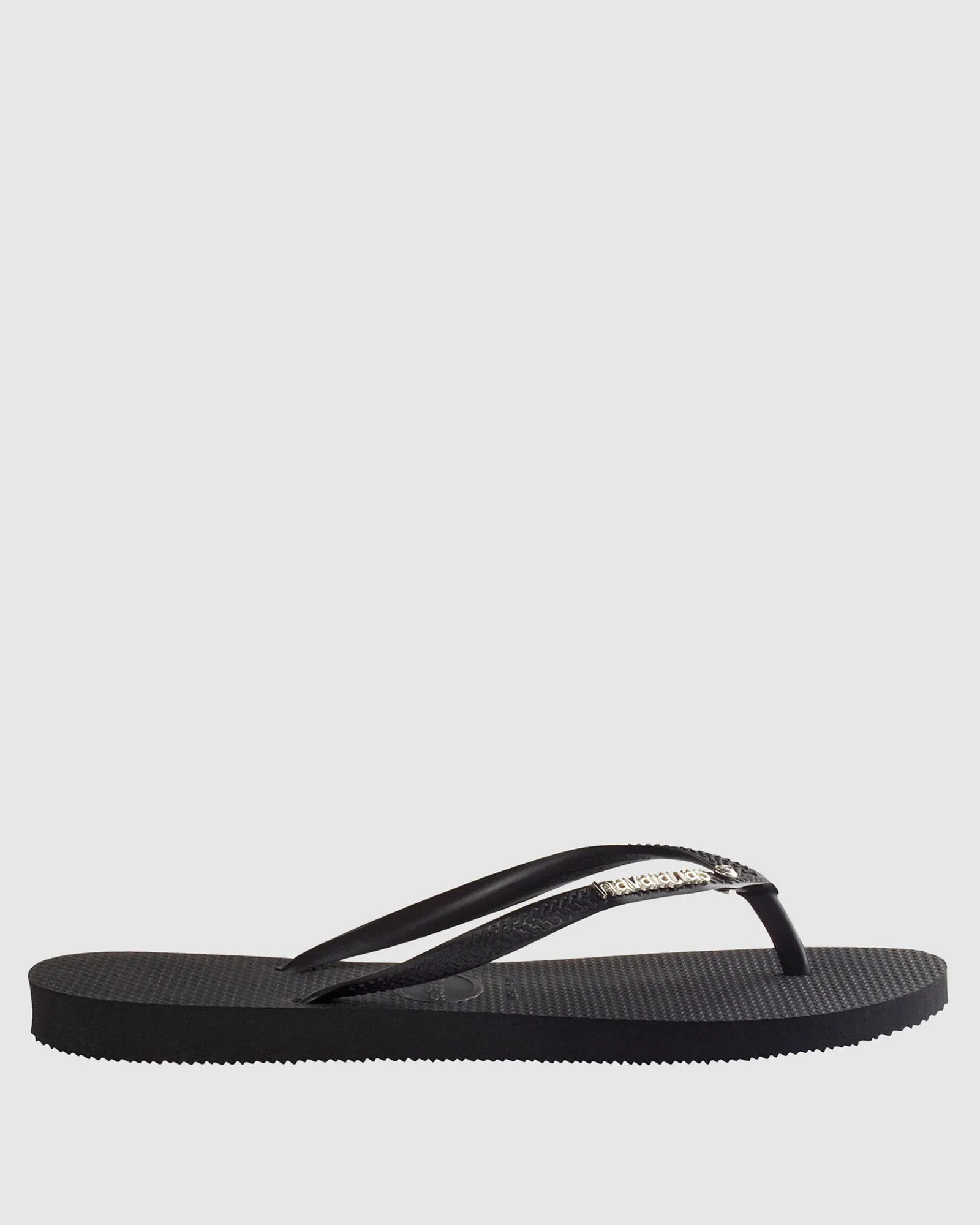 SLIM METAL LOGO CRYSTAL THONGS