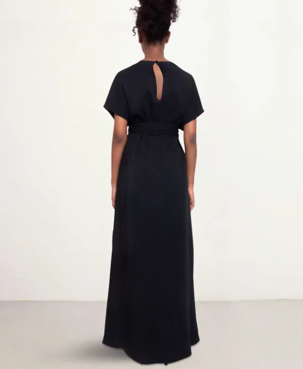 Sunday Dress Long With Short Sleeves Black